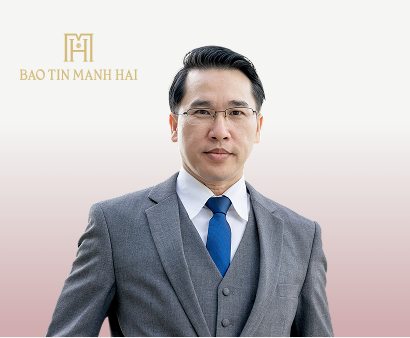 Bà NGUYỄN THỊ HỒNG